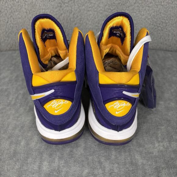 Nike Lebron VIII 8 QS Laker's Court Purple Gold DC8380-500 Men's Size 8.5 - Picture 6 of 16